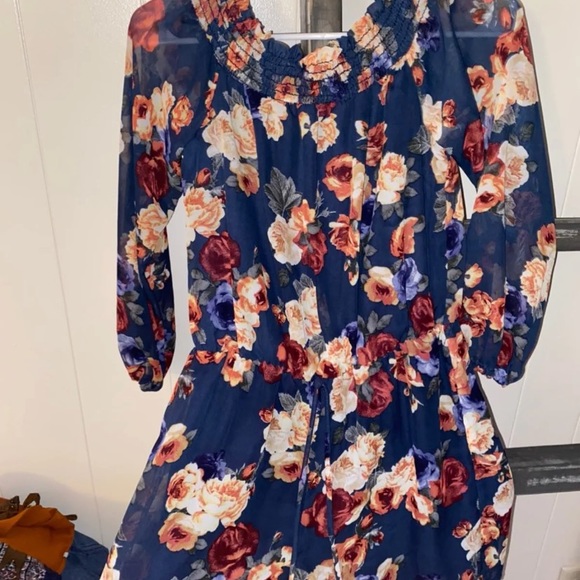 Two rompers - Picture 2 of 2